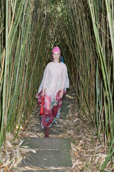 Look 22